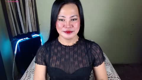 Godess  Lucy online show from December 14, 11:59 am