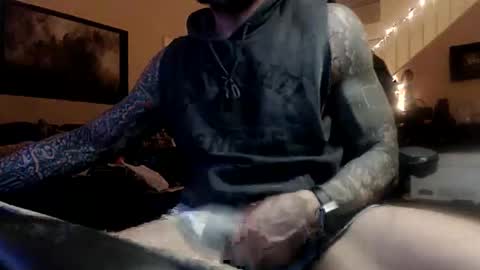 Snapshot of xdeanmorgan chatting on April 6, 6:25 am Dean Morgan online show from April 6, 6:25 am