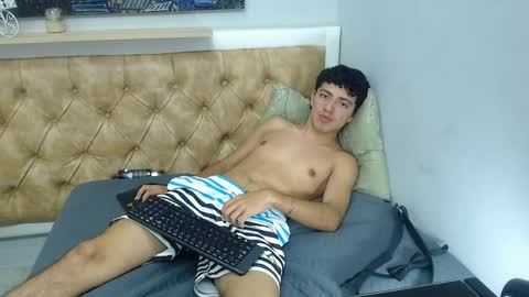 xebastwink online show from April 18, 7:58 pm