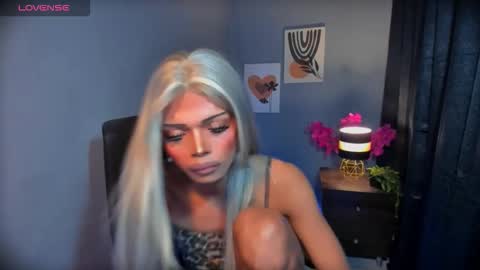 3Ellaine3 online show from March 26, 10:43 am