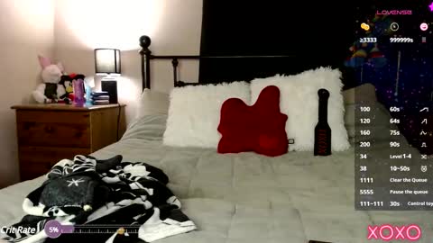 EllieeRose online show from February 25, 3:49 pm