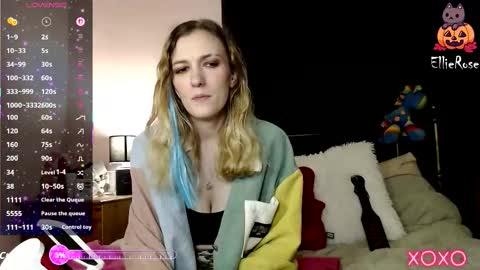 EllieeRose online show from October 25, 12:07 am