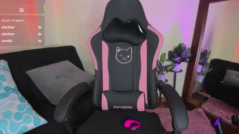 Kanae. online show from November 2, 11:29 pm