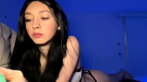 xenadreamx online show from March 14, 3:45 am