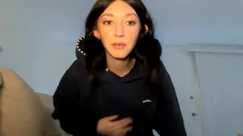 xenadreamx online show from April 21, 3:35 am