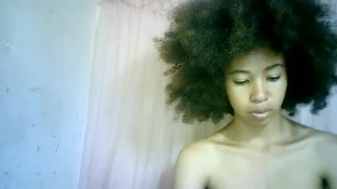 xenna610827 online show from February 5, 8:14 pm