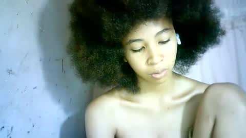 xenna610827 online show from February 18, 7:09 pm