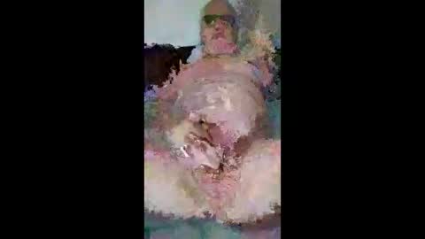 Snapshot of xfneh002 chatting on February 8, 2:04 am Slava online show from February 8, 2:04 am