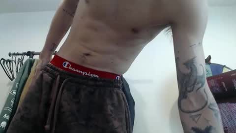 xgoonxmasterx online show from April 23, 10:12 pm