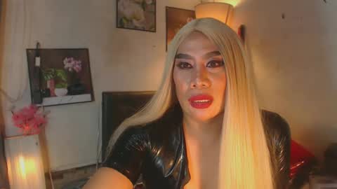 GODDESS KRISTEL online show from December 5, 12:11 pm