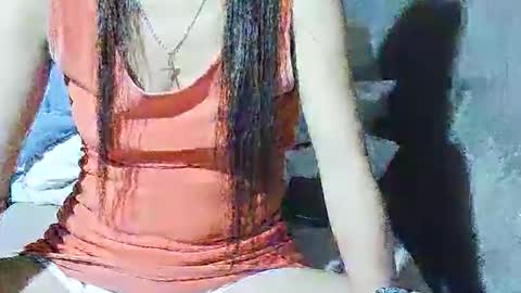 Snapshot of xhotskinny69x chatting on October 11, 10:14 am xhotskinny69x online show from October 11, 10:14 am