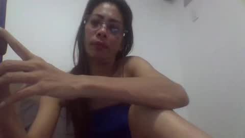 Snapshot of xhotskinny69x chatting on May 11, 11:16 am xhotskinny69x online show from May 11, 11:16 am