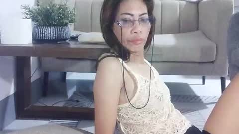 Snapshot of xhotskinny69x chatting on May 31, 8:21 pm xhotskinny69x online show from May 31, 8:21 pm
