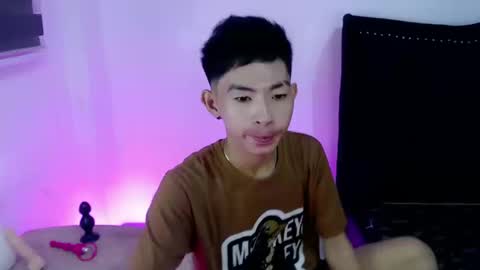 Xian smith online show from December 17, 2:39 am