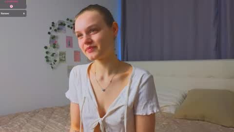 Luna and Lina online show from November 27, 4:25 am