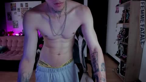 xIce Boy online show from June 3, 2:33 pm