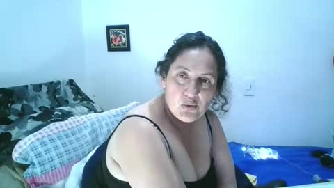 Ximena online show from March 5, 1:01 am