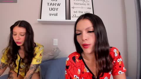 XIMENA LOPEZ online show from November 28, 8:55 pm