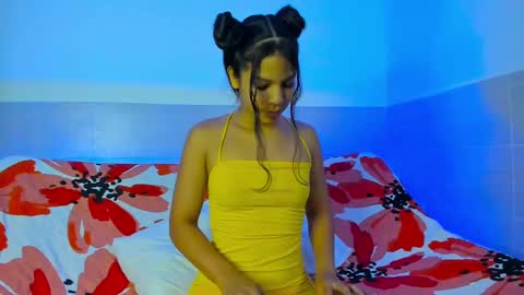 XIMENA  1 online show from February 18, 8:59 am