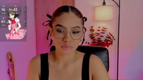 Snapshot of ximena_sotto1 chatting on October 13, 7:25 pm camila online show from October 13, 7:25 pm