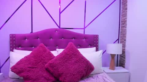 Xime  online show from February 21, 3:01 am