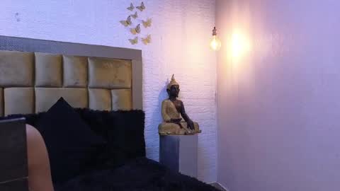 Snapshot of ximenawilliamss chatting on January 12, 8:14 am ximena online show from January 12, 8:14 am