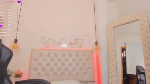 Snapshot of xiomara_cortes chatting on January 30, 7:26 pm xiomara_cortes online show from January 30, 7:26 pm