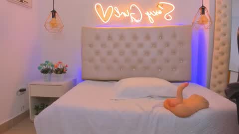 Snapshot of xiomara_cortes chatting on February 4, 1:13 am xiomara_cortes online show from February 4, 1:13 am