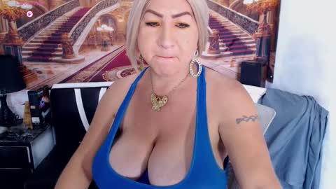 XIOMY   give LIKE on my page online show from September 17, 2:52 pm