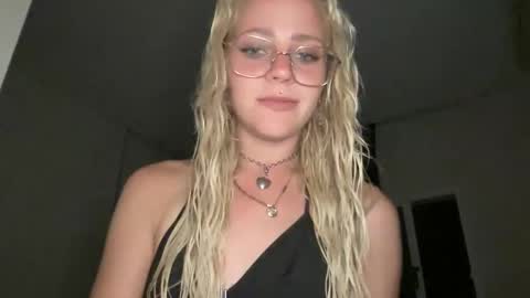 xkatanakiki online show from April 18, 11:05 pm