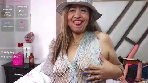 xladyluna online show from February 24, 3:43 pm