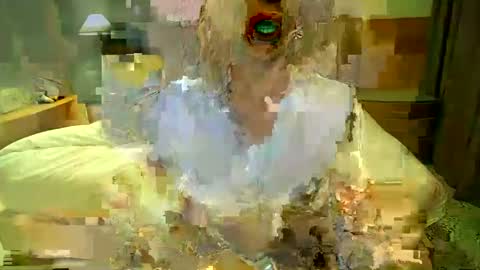 Snapshot of xlecram chatting on February 7, 5:18 pm Wendy online show from February 7, 5:18 pm