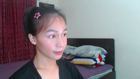 Alice online show from December 12, 6:53 pm