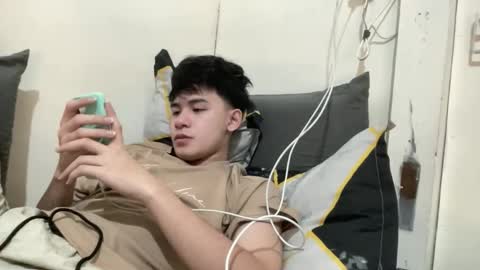 MIKAEL online show from December 3, 2:37 pm