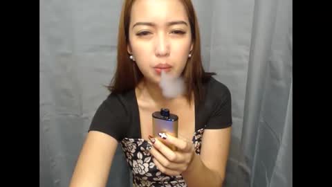 Snapshot of xnaughty_angelx chatting on March 7, 11:46 pm Ilove play tab00 and dirty show on wsp or tg and isell many videos and naked photos there online show from March 7, 11:46 pm