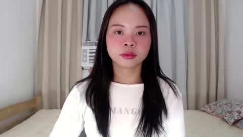 Snapshot of xo_worth_it chatting on June 9, 4:46 am nathalie online show from June 9, 4:46 am