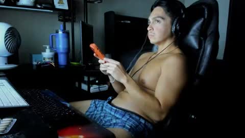 Snapshot of xoalejandroxo6 chatting on April 5, 4:42 am xoalejandroxo6 online show from April 5, 4:42 am