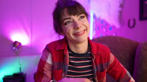 Bella Bondai online show from December 22, 6:28 am