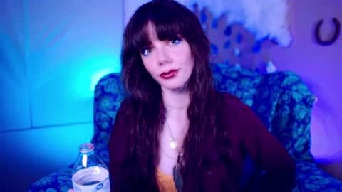 Bella Bondai online show from September 20, 4:57 am