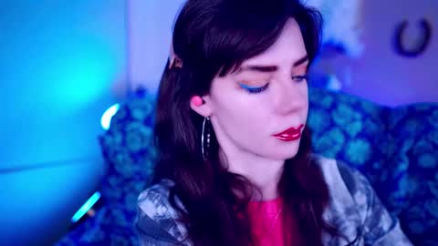 Bella Bondai online show from November 14, 2:54 am