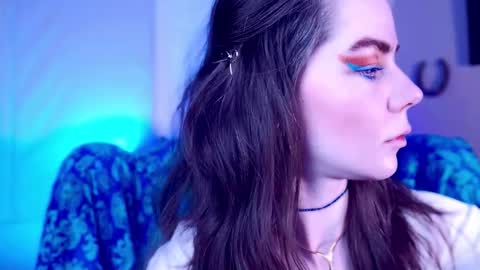 Bella Bondai online show from March 22, 8:29 am