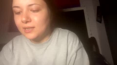 Snapshot of xocrybaby chatting on December 7, 6:48 pm xocrybaby online show from December 7, 6:48 pm