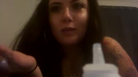 Snapshot of xocrybaby chatting on October 26, 9:10 pm xocrybaby online show from October 26, 9:10 pm