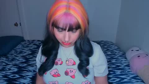 Rae  online show from December 4, 2:37 pm