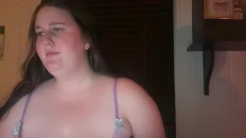 xopeachybaby online show from March 22, 4:16 am