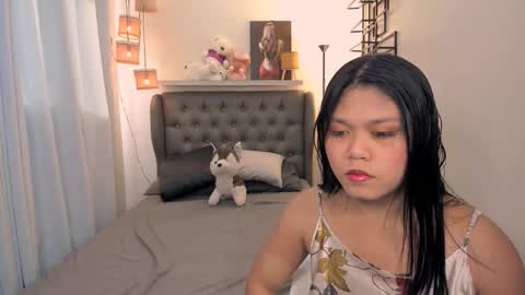 Snapshot of xoxoalyssa69 chatting on October 21, 8:04 am xoxoalyssa69 online show from October 21, 8:04 am