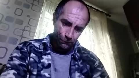 xploid1982 online show from October 21, 9:32 am