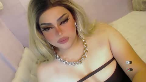 xsabbylicious69 online show from January 14, 1:22 am