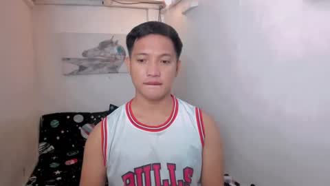 xsebastian19 online show from June 15, 5:15 pm