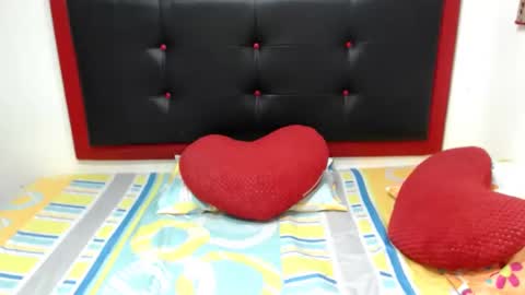 xshopyx online show from February 24, 2:08 am